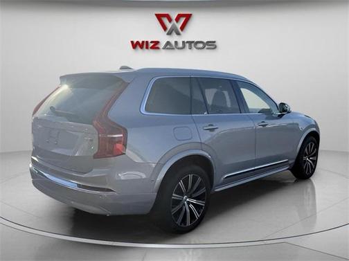 2024 Volvo XC90 B5 Plus Bright Theme