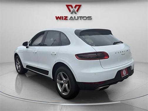 2017 Porsche Macan Base