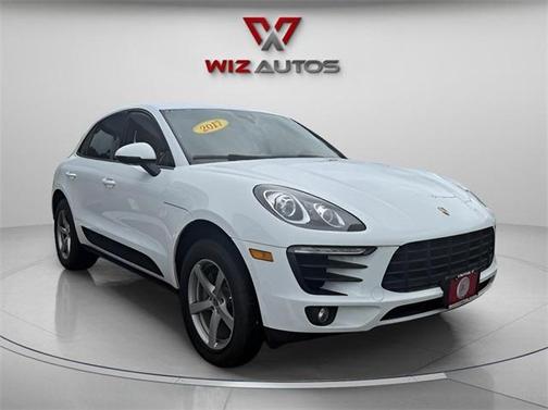 2017 Porsche Macan Base
