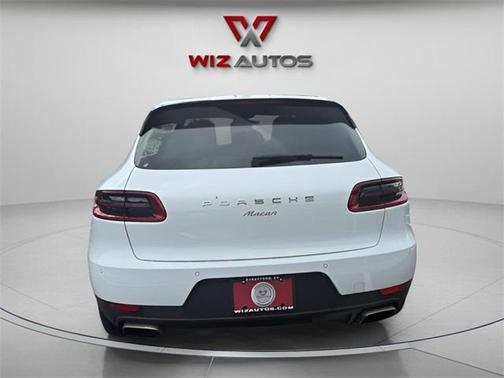 2017 Porsche Macan Base