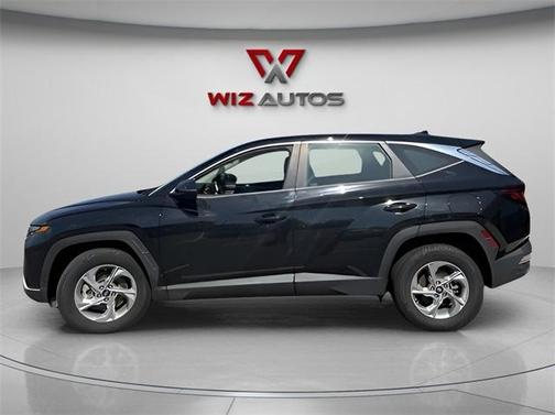 2022 Hyundai TUCSON SE