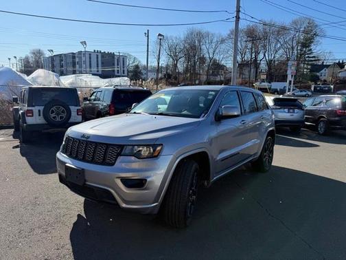 2019 Jeep Grand Cherokee Altitude