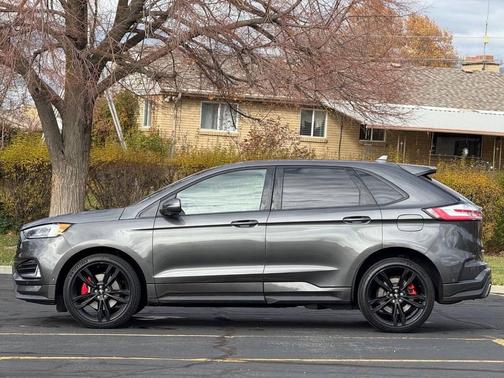 2019 Ford Edge ST