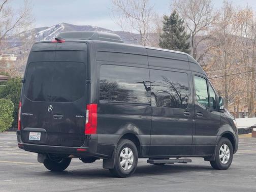 2019 Mercedes-Benz Sprinter 2500 High Roof