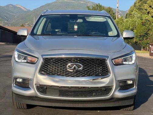 2017 INFINITI QX60 Base