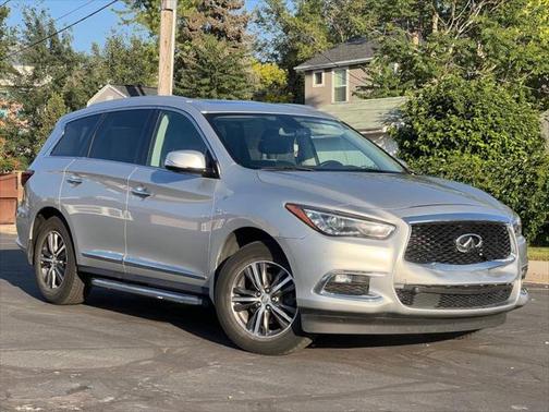2017 INFINITI QX60 Base