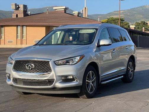 2017 INFINITI QX60 Base