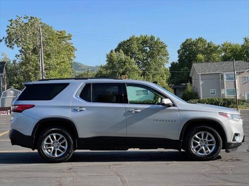 2020 Chevrolet Traverse LT Leather