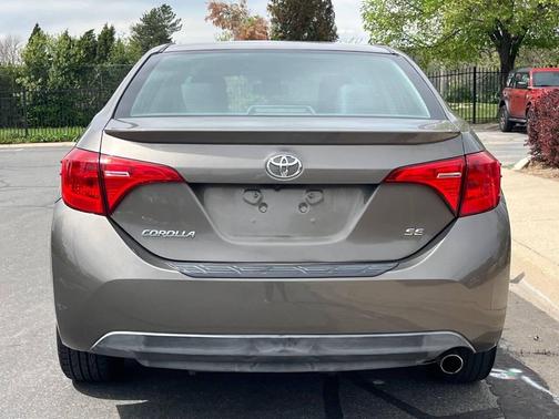 Gray 2019 Toyota Corolla SE