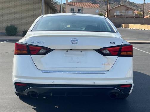 2021 Nissan Altima 2.0 SR 4dr Sedan