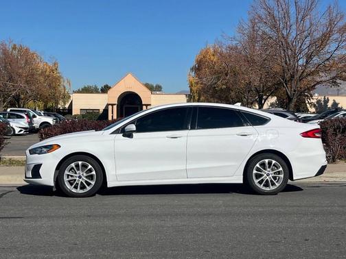 2020 Ford Fusion SE 4dr Sedan