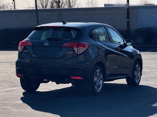2017 Honda HR-V LX