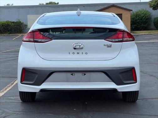 2022 Hyundai IONIQ Hybrid Blue