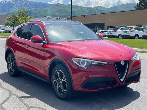 2018 Alfa Romeo Stelvio Ti Sport