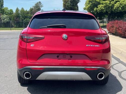 2018 Alfa Romeo Stelvio Ti Sport