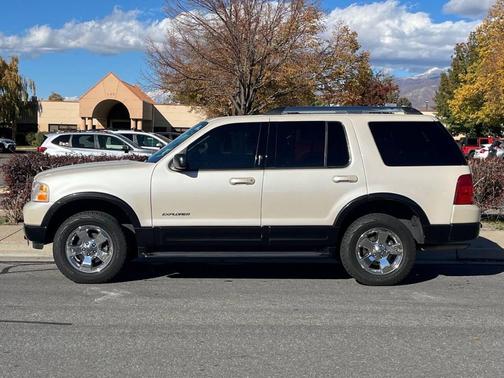 2005 Ford Explorer Limited
