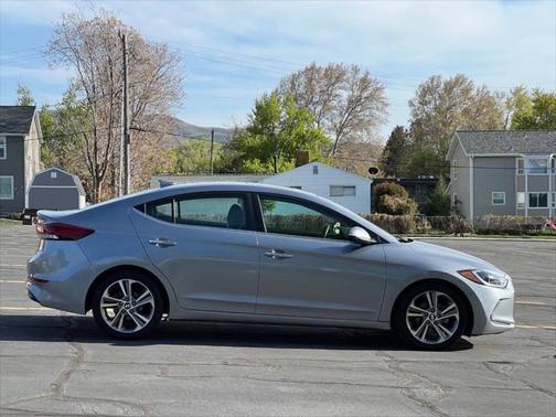 2017 Hyundai ELANTRA Limited