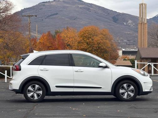2019 Kia Niro EX