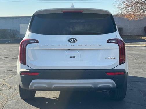 2020 Kia Telluride LX 4dr SUV