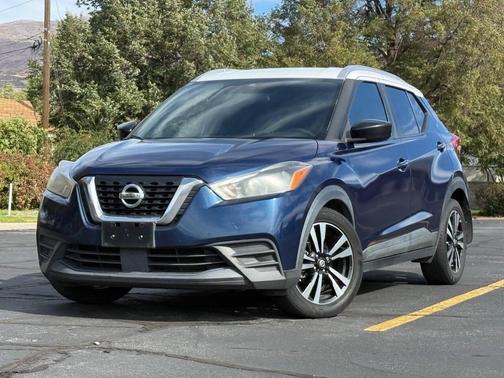 2020 Nissan Kicks SV