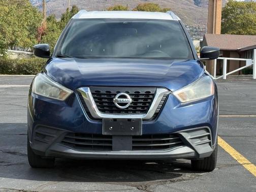 2020 Nissan Kicks SV