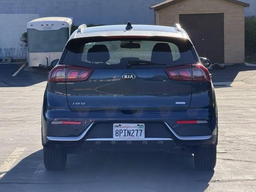 Blue 2019 Kia Niro LX