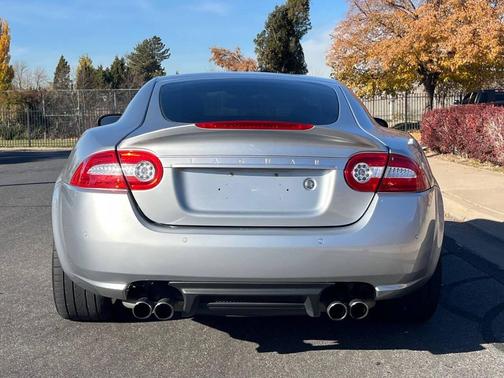 2007 Jaguar XKR Base