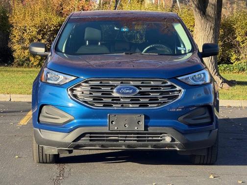 2020 Ford Edge SE