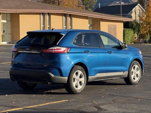 2020 Ford Edge SE