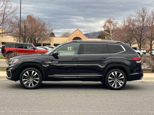 2022 Volkswagen Atlas 3.6L SEL Premium