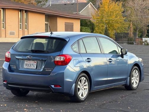 2015 Subaru Impreza 2.0i Premium