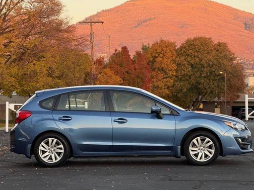 2015 Subaru Impreza 2.0i Premium