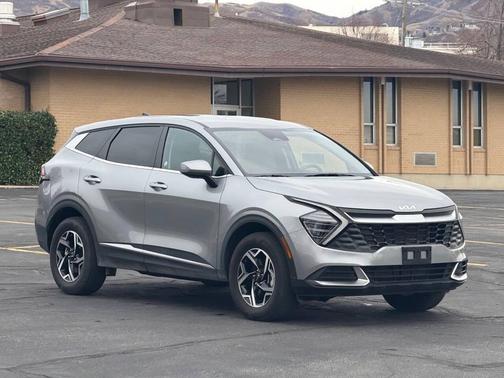 2024 Kia Sportage LX