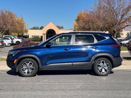 2021 Kia Seltos EX AWD 4dr SUV