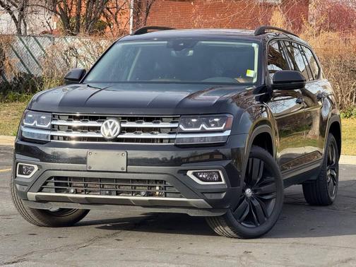 2018 Volkswagen Atlas 3.6L SEL Premium