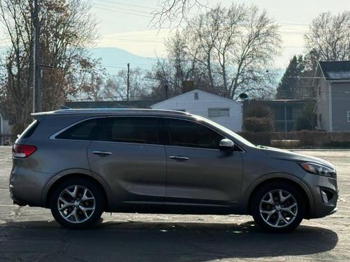 2016 Kia Sorento SX