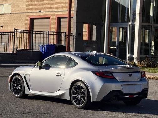 2023 Subaru BRZ Limited 2dr Coupe 6A