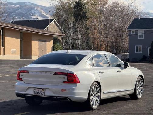 2018 Volvo S90 T8 Inscription