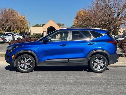 2021 Kia Seltos S Turbo AWD 4dr SUV