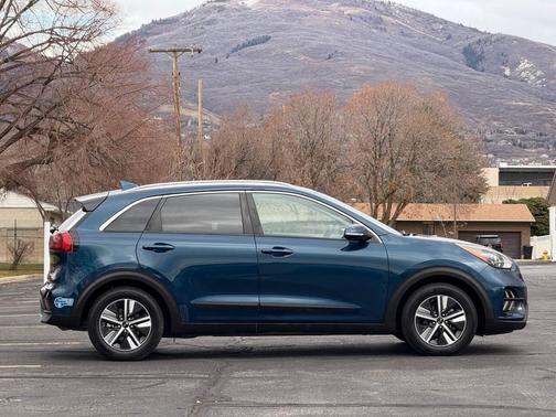 2020 Kia Niro Plug-In Hybrid EX 4dr Crossover