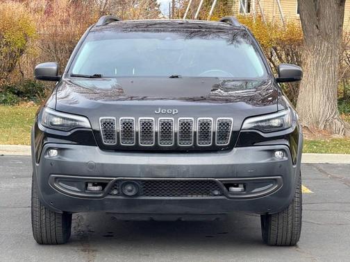 2019 Jeep Cherokee Trailhawk Elite