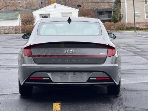 2020 Hyundai SONATA Hybrid Limited