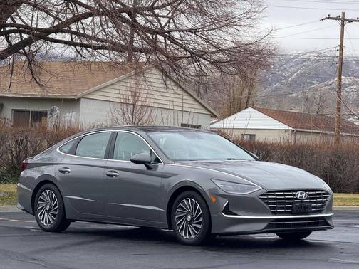 2020 Hyundai SONATA Hybrid Limited