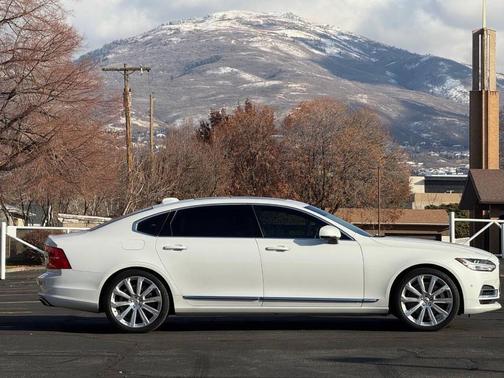 2018 Volvo S90 T8 Inscription