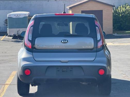 2018 Kia Soul Base