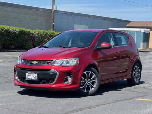 2017 Chevrolet Sonic LT