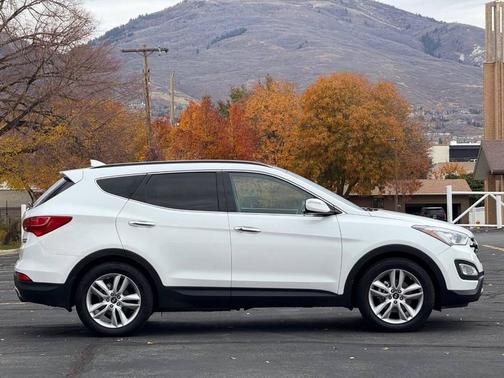 2016 Hyundai Santa Fe Sport 2.0L Turbo
