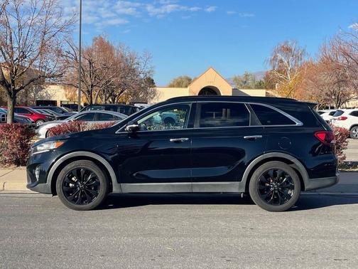 2019 Kia Sorento S
