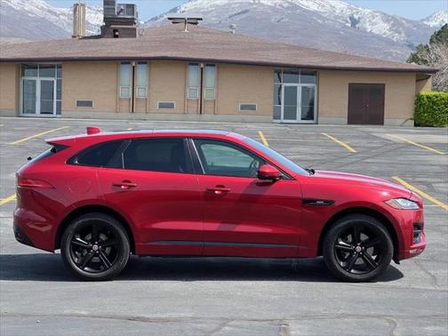 2017 Jaguar F-PACE 35t R-Sport