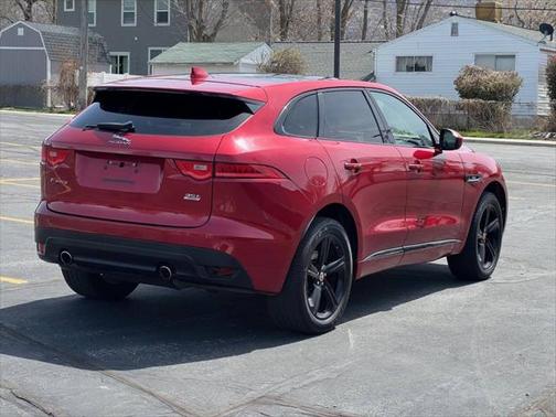 2017 Jaguar F-PACE 35t R-Sport
